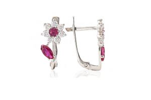 Magenta és fehér köves, virágmintás fehérarany baba fülbevaló - Arany baba fülbevalók